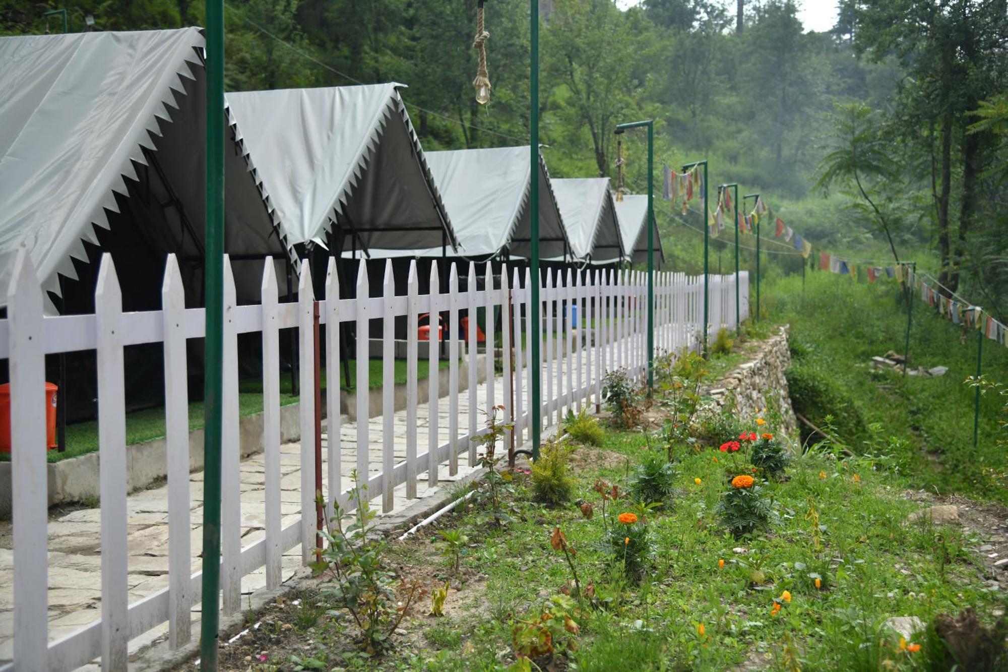 Himtrek Riverside Camps, Kasol Exterior photo