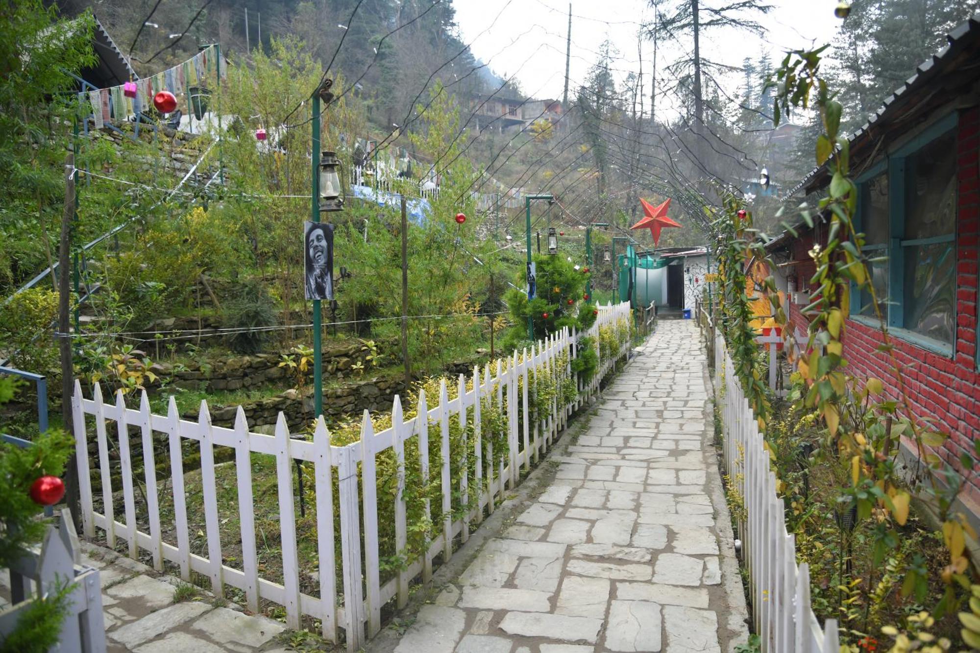 Himtrek Riverside Camps, Kasol Exterior photo