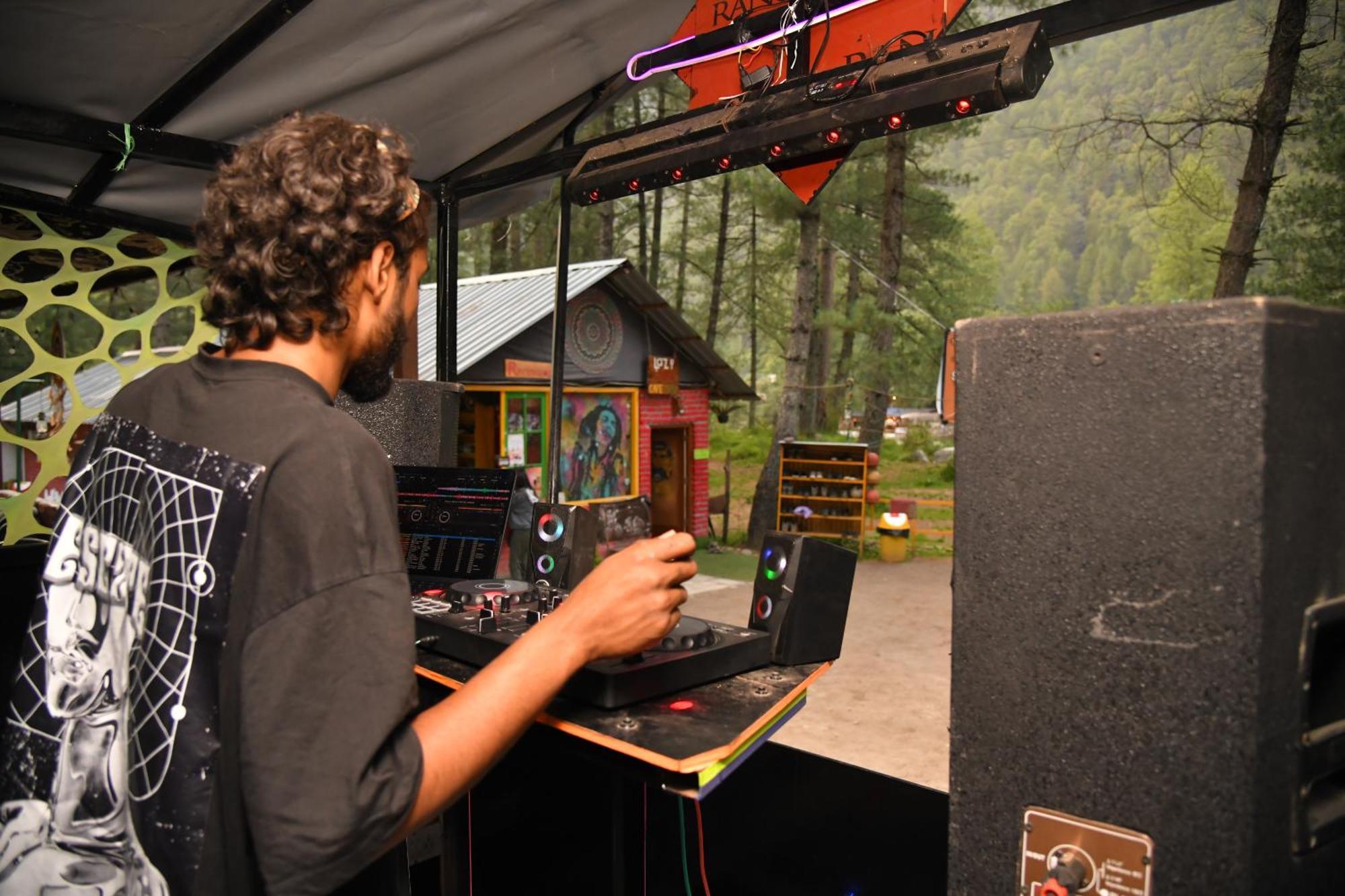Himtrek Riverside Camps, Kasol Exterior photo